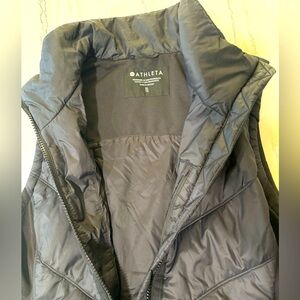 Athleta puffer vest - XL